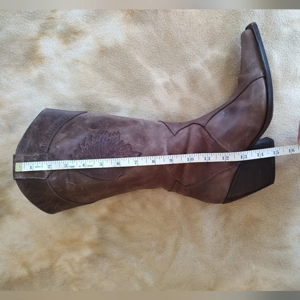 Brown Leather Square Toe Ladies Western Boots Size 7.5 Vintage by Cervato - Picture 14 of 15